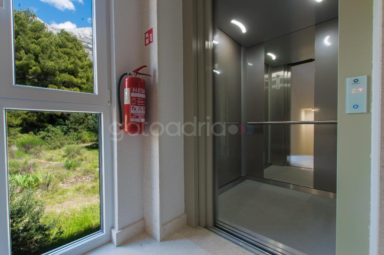 Sea View Apartments Diana Makarska Eksteriør billede