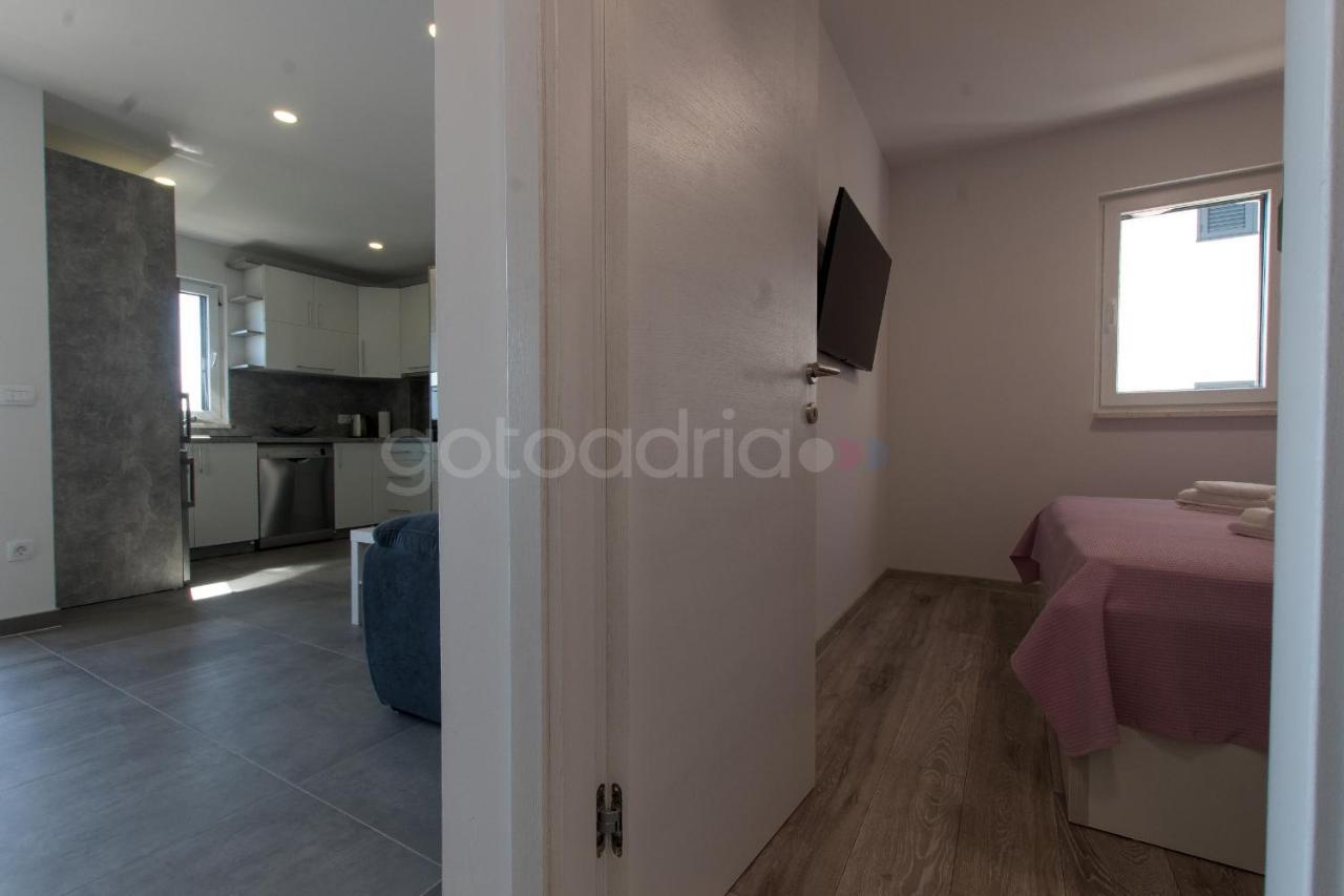Sea View Apartments Diana Makarska Eksteriør billede